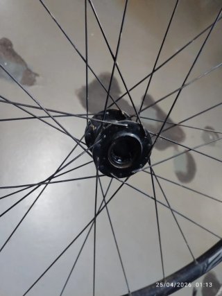 Llanta Mavic Aksium Carretera