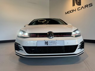 GOLF GTI 245cv MANT VW TECHO DYNAUDIO