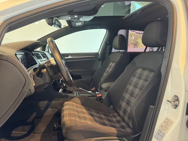 GOLF GTI 245cv MANT VW TECHO DYNAUDIO