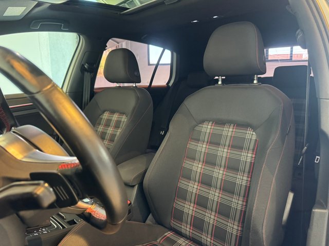 GOLF GTI 245cv MANT VW TECHO DYNAUDIO