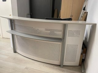 Se vende mobiliario de oficina en muy buen estado