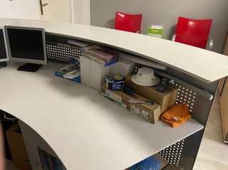 Se vende mobiliario de oficina en muy buen estado