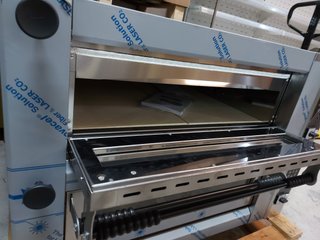HORNO PARA 4+4 PIZZAS DE 35 CM / MAIOR 44