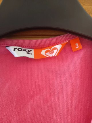 T-shirt sem mangas Roxy rosa com flor