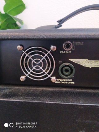 Amplificador de bajo eléctrico Ashdown MAG 220.