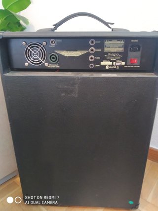 Amplificador de bajo eléctrico Ashdown MAG 220.