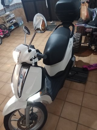Piaggio Liberty 125 Blanca