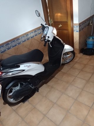 Piaggio Liberty 125 Blanca