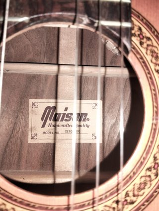 Guitarra Clásica Cutaway Amplificada