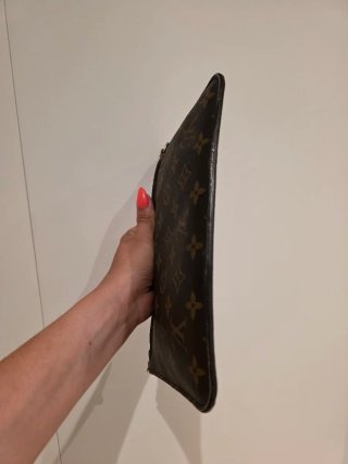 Pochette de Louis Vuitton