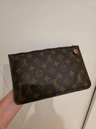 Pochette de Louis Vuitton