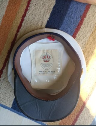 Gorra de plato de la Armada española