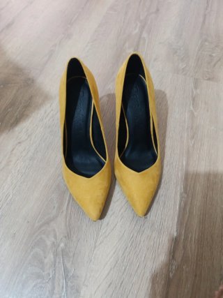 Zapatos de tacón Amarillo