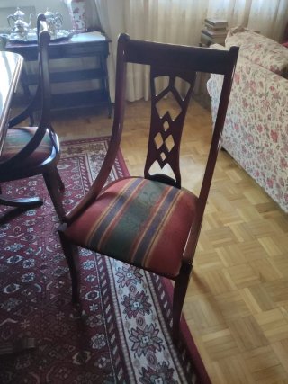Mesa de comedor y 6 sillas