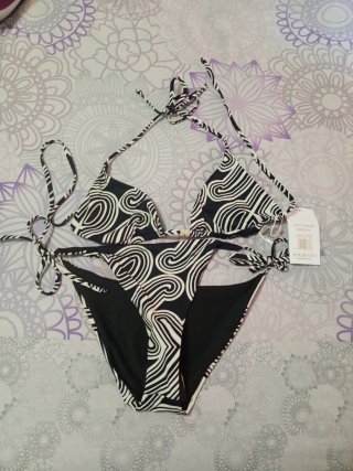 Bikini nuevo con etiqueta