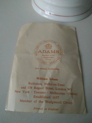 Jarra Wedgwood de porcelana con certificado