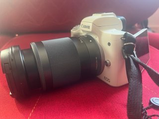 Canon EOS M50 Mark II + objetivos + Baterías
