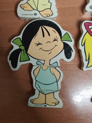 Familia Telerín Puzzle Magnético