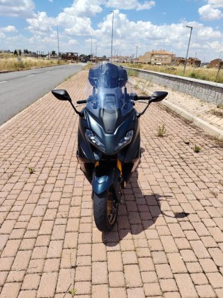 Yamaha TMAX 560 Tech MAX 2022