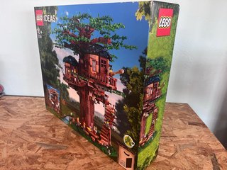Caja vacía Lego Ideas 21318