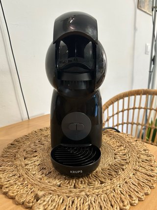 Cafetera Dolce Gusto Negra