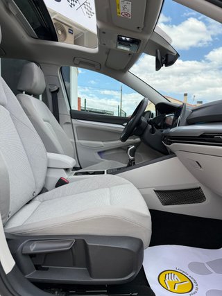 🔥Volkswagen Golf Life TECHO PANORAMICO 2022 116Cv
