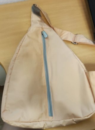 Mochila color rosa palo marca Linea