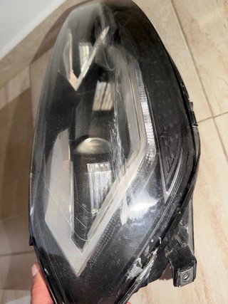 Faros Golf 7.5 para reparar el derecho