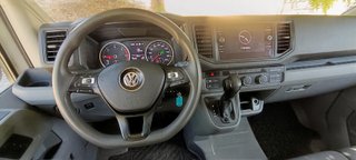 Volkswagen Crafter 2021 L4H3 + Honda CRF 100 2006
