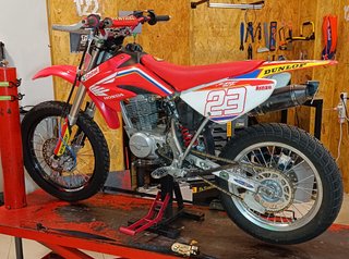 Volkswagen Crafter 2021 L4H3 + Honda CRF 100 2006