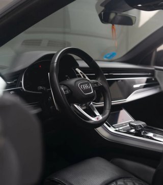 Audi Q8 2021