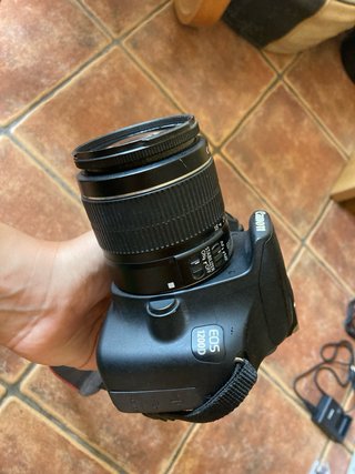 Cámara de fotos (y vídeo) CANON 1200D