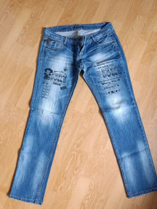 Vaquero marca blanco ,cintura baja Estilo vintage