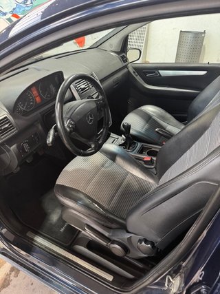 Mercedes-Benz Clase A180d