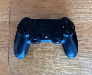 Lote PS4 + mando + 3 juegos