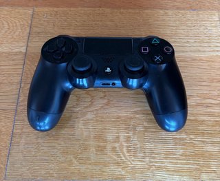 Lote PS4 + mando + 3 juegos
