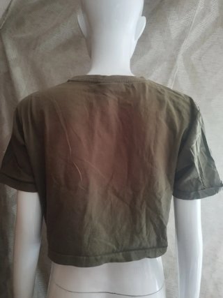 Camiseta crop Ellesse talla S válida hasta L