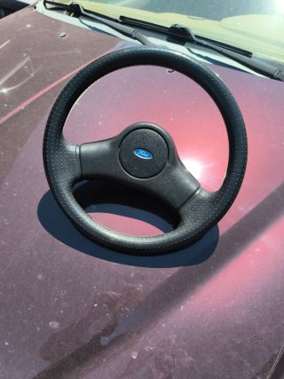 Volante Ford Fiesta S 1.6