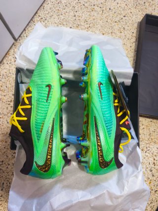 Nike Travis Scott Phantom 6 Low Elite FG SE