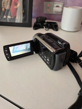 Cámara de vídeo JVC Full HD 40GB