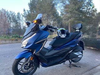 Honda Forza 350 Azul