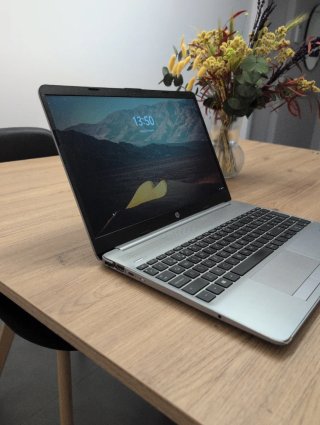 Portátil HP Intel i3 11ª Gen 256GB SSD