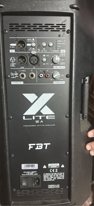 Altavoces FBT 1K