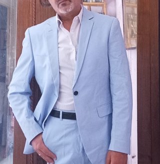 TRAJE AZUL CELESTE + CORBATA T.40/48