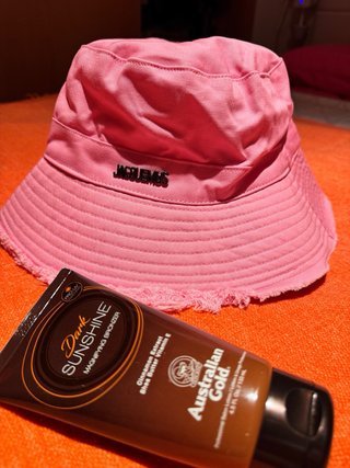 Gorro de playa Jacquemus naranja y rosa...20 cada