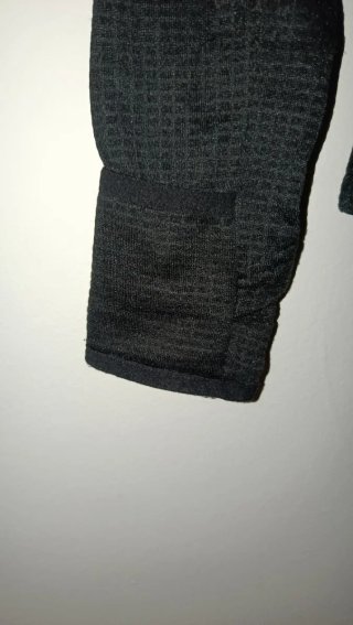 Chaqueta deportiva negra