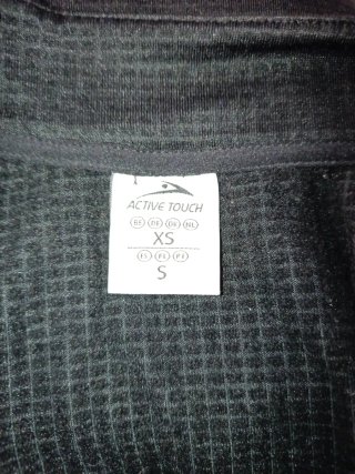 Chaqueta deportiva negra