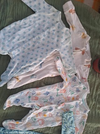 Lote pijamas bebé