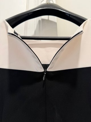 Vestido corto elegante negro y blanco