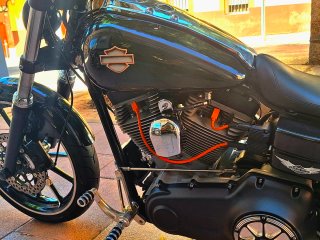 Harley Davidson Dyna Super Glide Negra